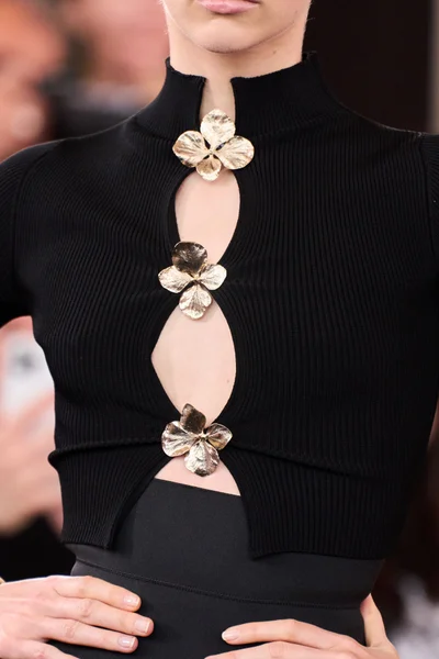 Look 55